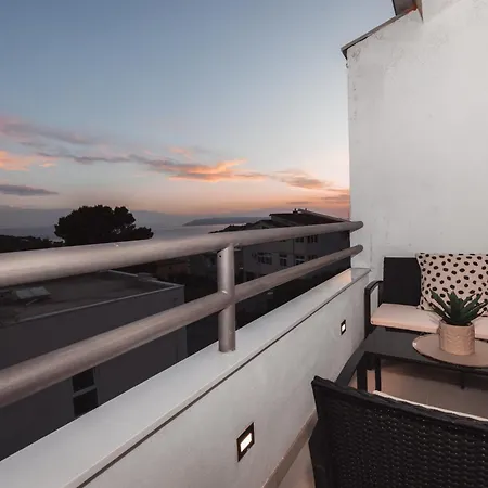 Prestige Lägenhet Makarska