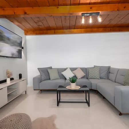 Prestige Макарська