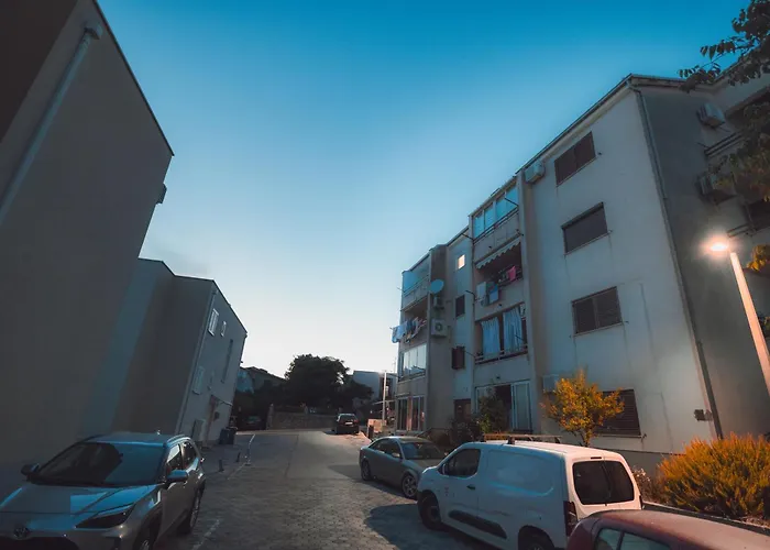 Prestige Apartment *