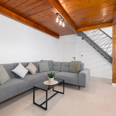 Prestige Apartamento *